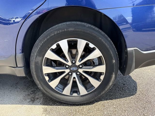 Used 2015 Subaru Outback 2.5i Limited image 31