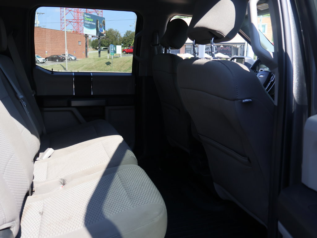 Used 2017 Ford F150 XLT AWD/4WD image 11