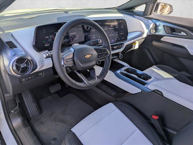 New 2026 Chevrolet Equinox EV LT video 3