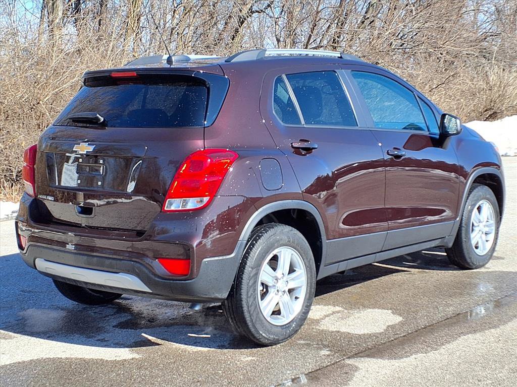 Used 2022 Chevrolet Trax LT w/ LT Convenience Package image 26