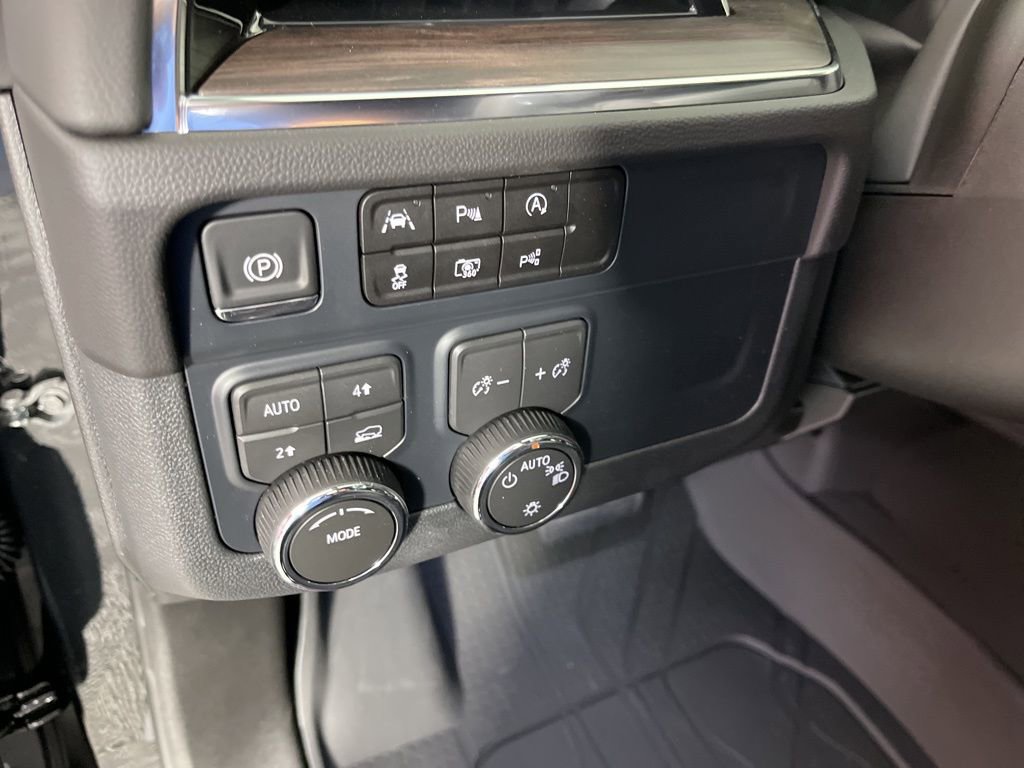 New 2026 Chevrolet Tahoe LS image 26