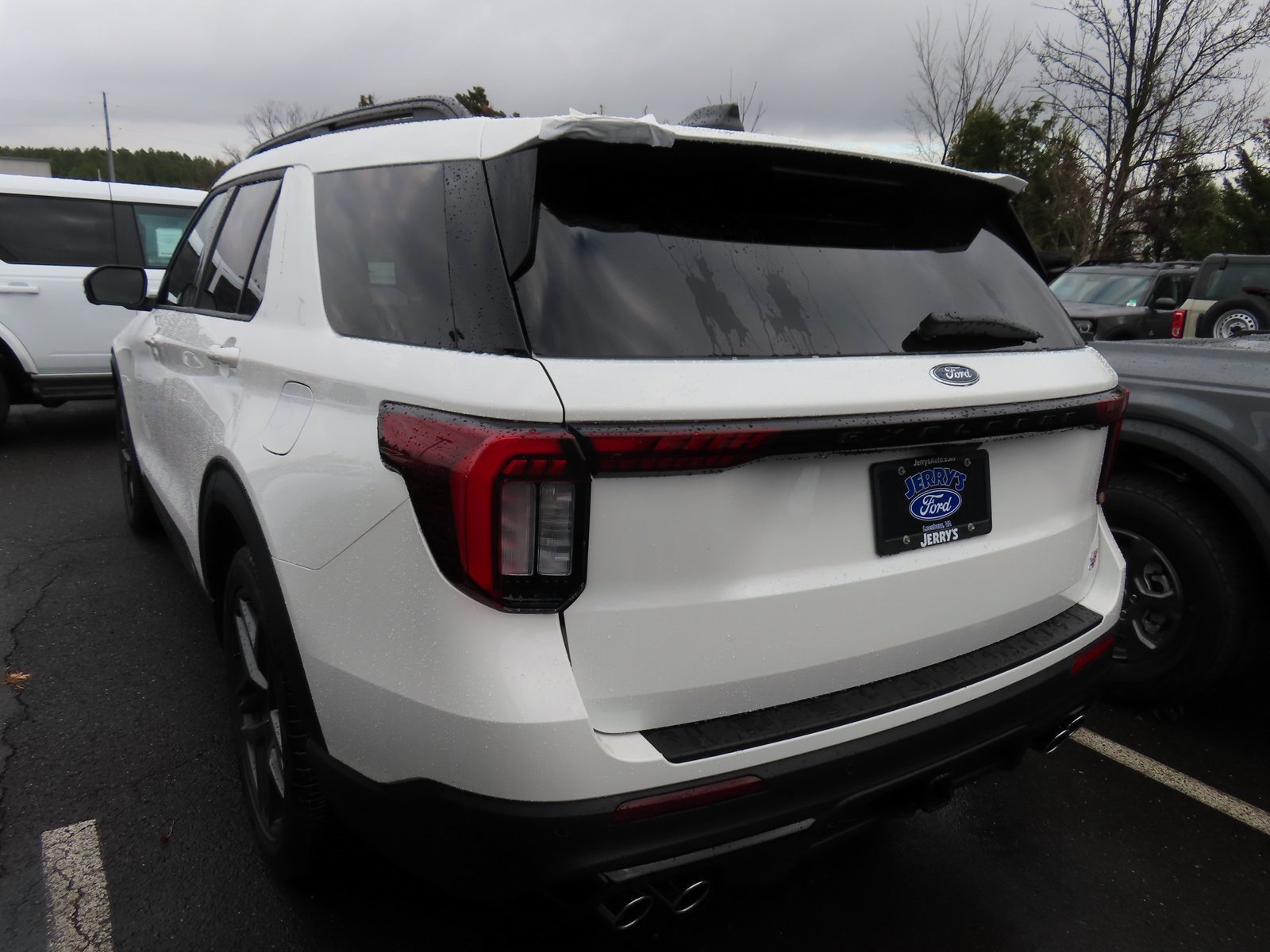 New 2026 Ford Explorer ST w/ Sun And Sound Package image 4