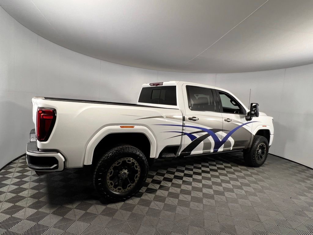 Used 2021 GMC Sierra 2500 AT4 w/ AT4 Premium Plus Package image 9