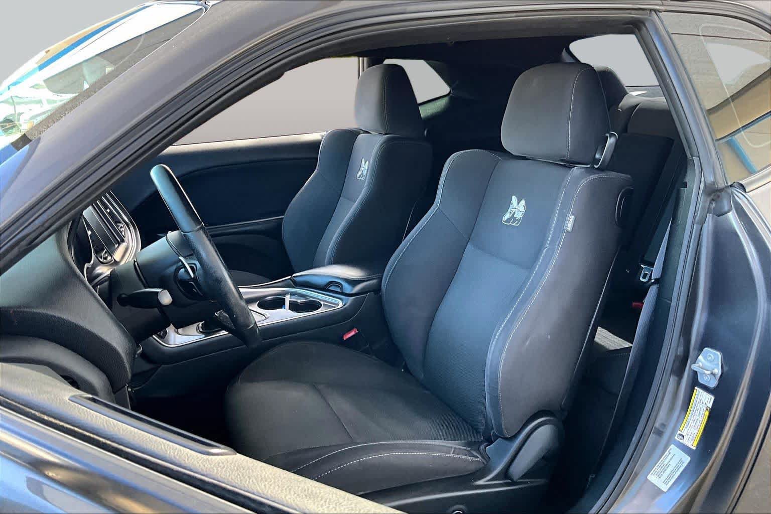 Used 2016 Dodge Challenger R/T Scat Pack RWD image 8