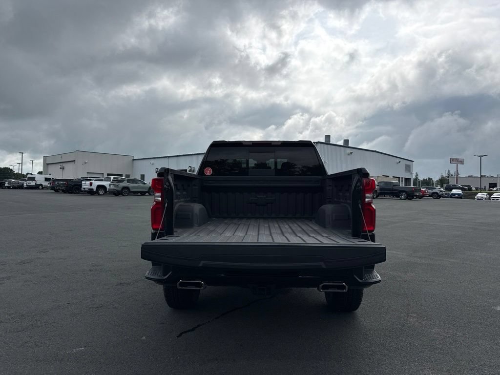 Used 2026 Chevrolet Silverado 1500 LT Trail Boss w/ LT Trail Boss Premium Package AWD/4WD image 19