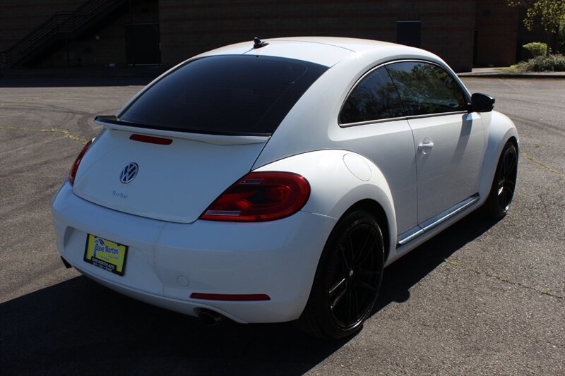Used 2012 Volkswagen Beetle 2.0T FWD image 4