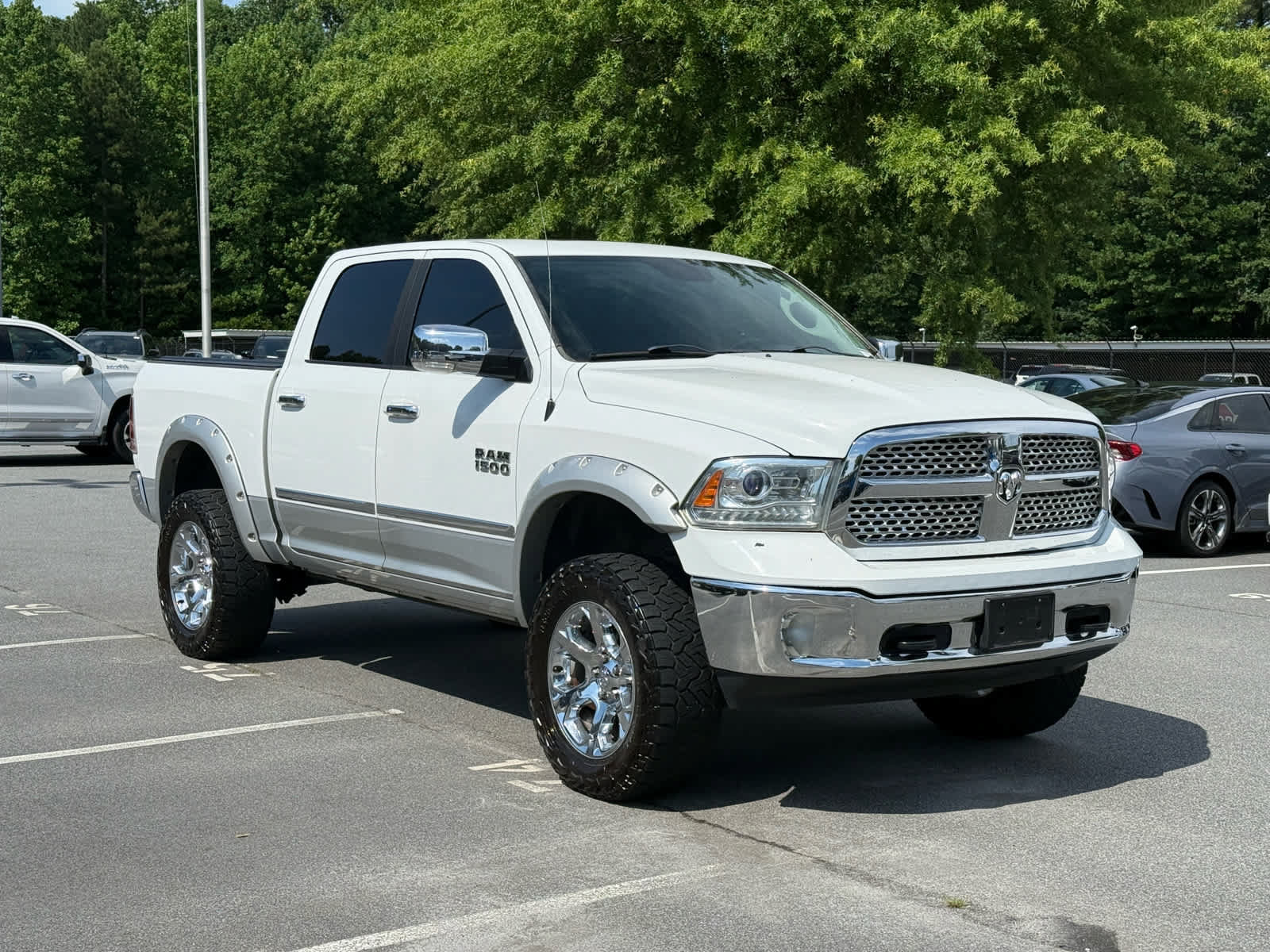 Used 2015 RAM 1500 Laramie w/ Convenience Group AWD/4WD image 7