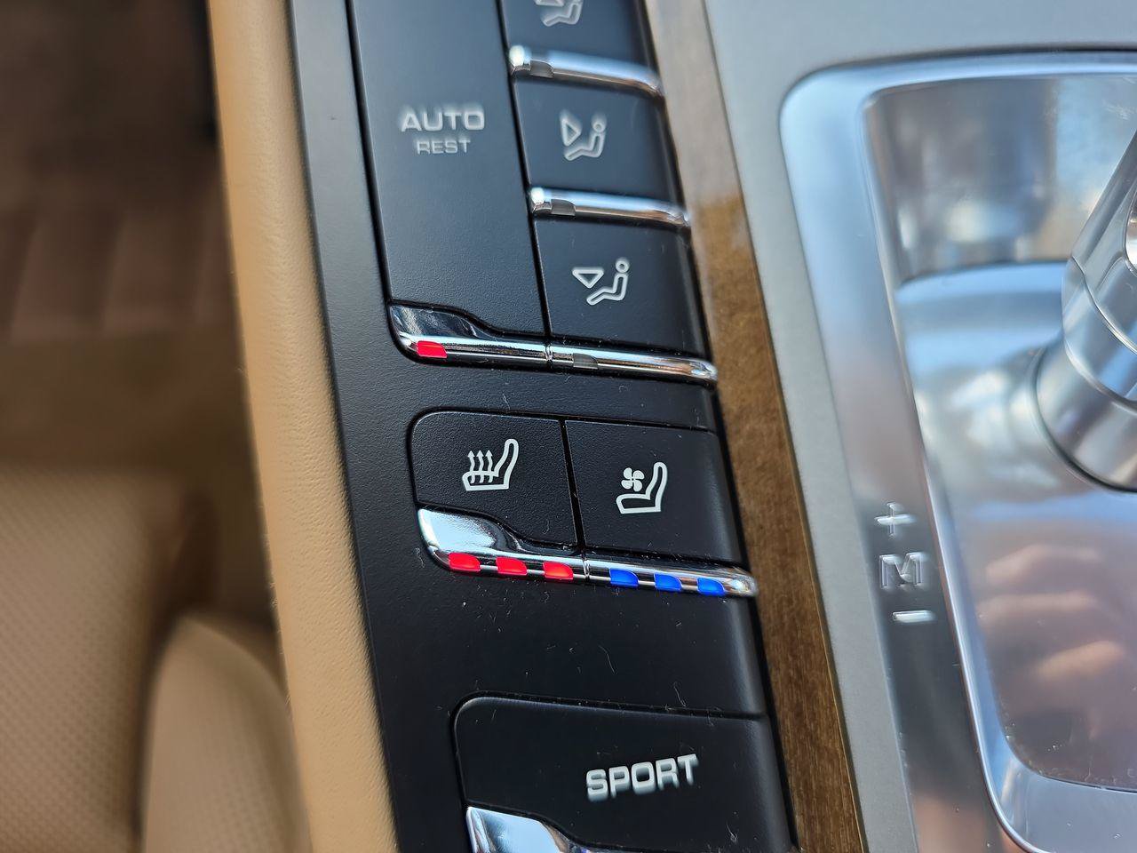 Used 2013 Porsche Panamera GTS AWD/4WD image 25