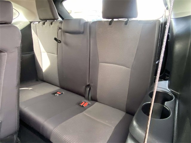 Used 2024 Toyota Highlander LE image 12
