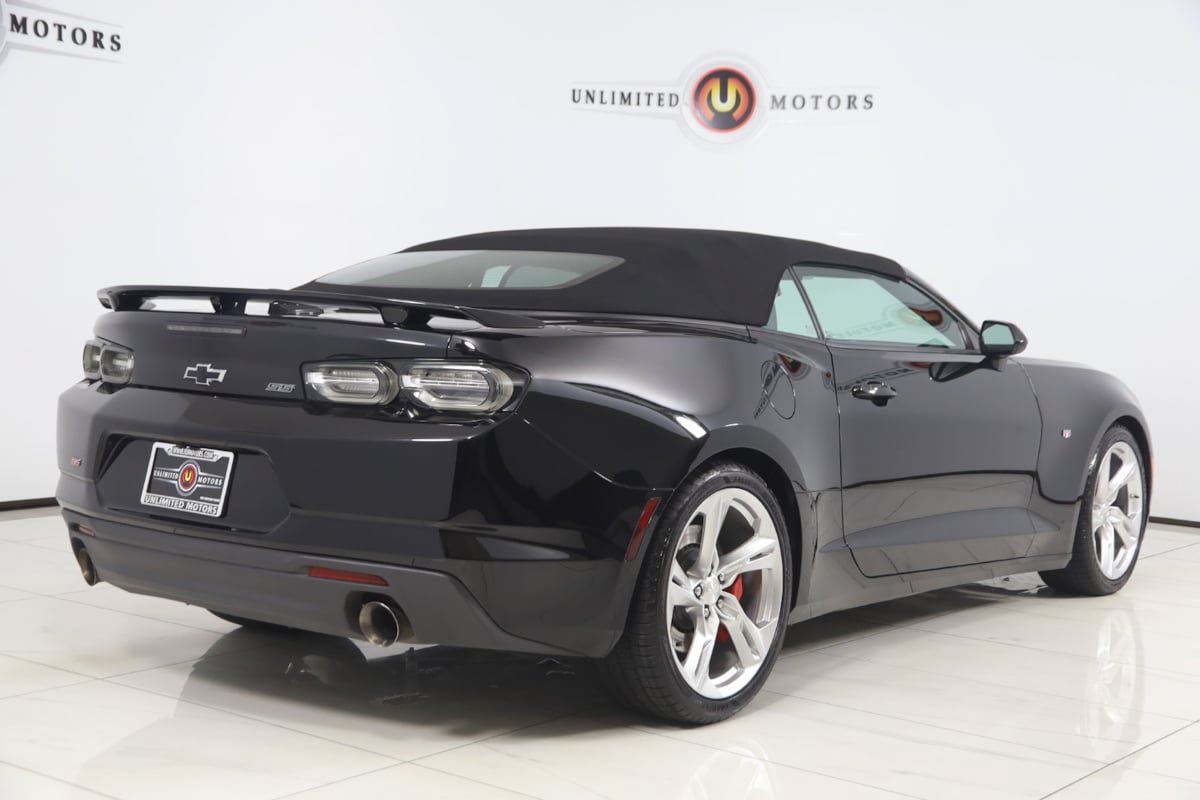 Used 2023 Chevrolet Camaro SS RWD image 3