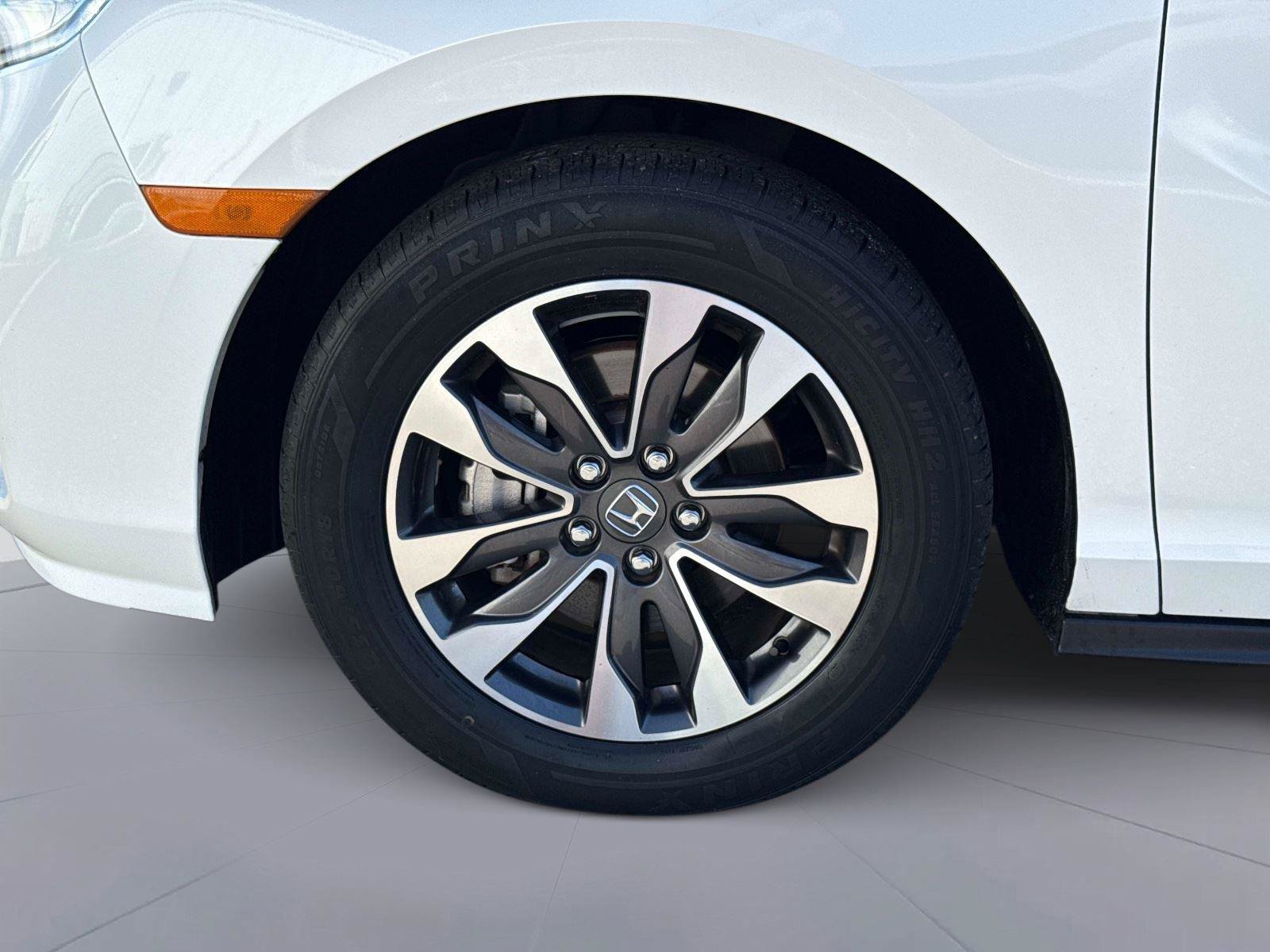 Certified 2024 Honda Odyssey EX-L image 11