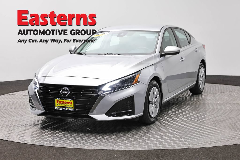 Used 2023 Nissan Altima 2.5 S FWD image 1