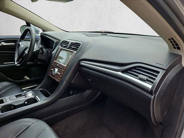 Used 2020 Ford Fusion Titanium image 21