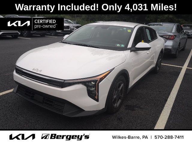 Certified 2025 Kia K4 FWD image 1