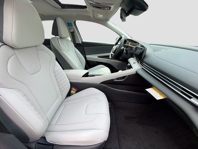 New 2026 Hyundai Elantra Limited image 30