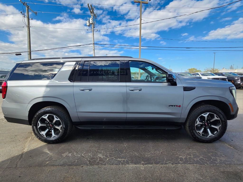Used 2026 GMC Yukon XL AT4 AWD/4WD image 6