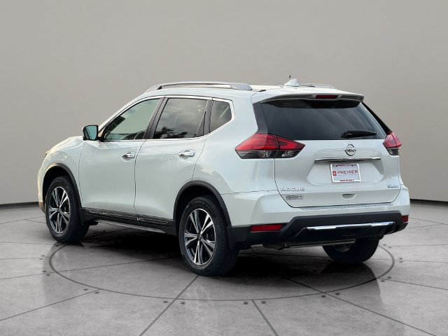 Used 2017 Nissan Rogue SL w/ SL Premium Package AWD/4WD image 5