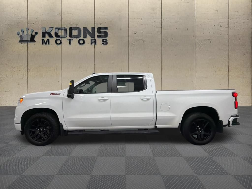 Used 2024 Chevrolet Silverado 1500 RST w/ Convenience Package II AWD/4WD image 4