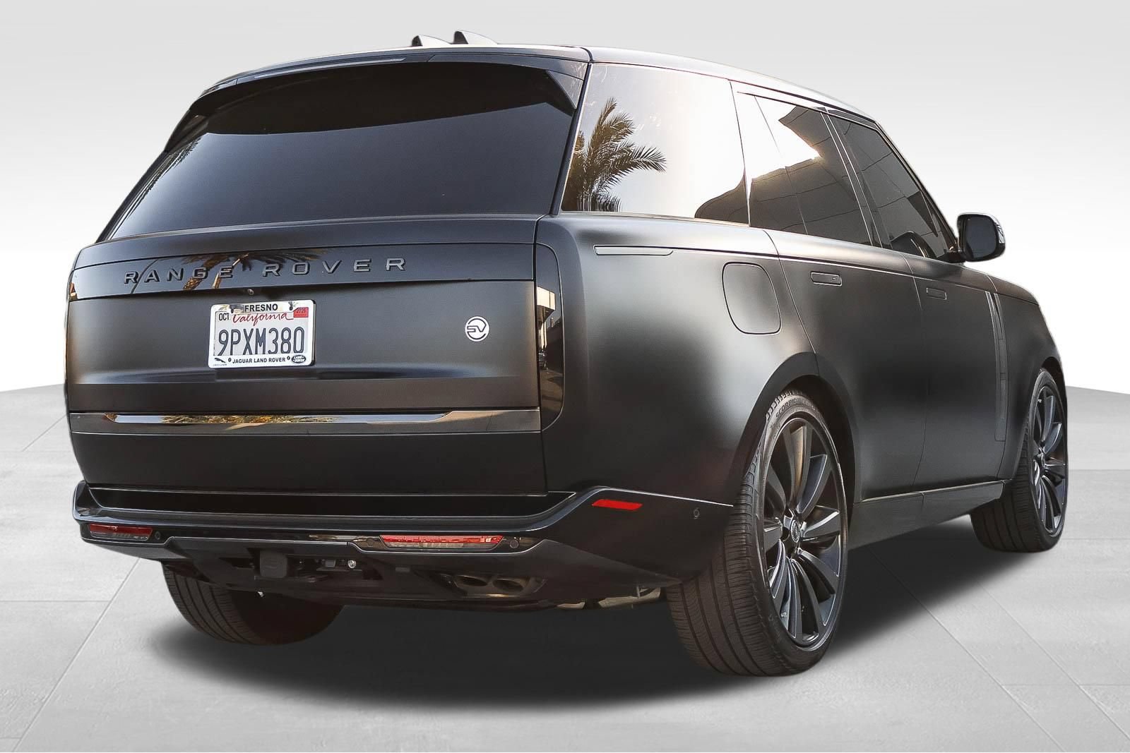 Certified 2024 Land Rover Range Rover SV AWD/4WD image 5