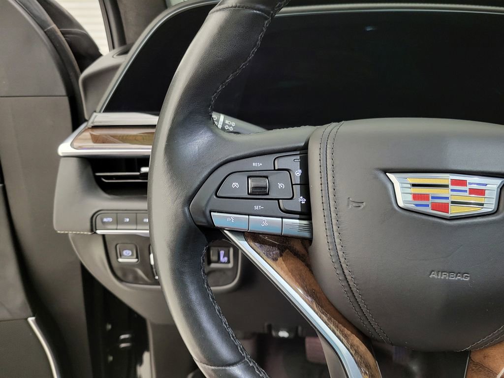 Used 2021 Cadillac Escalade Premium Luxury Platinum image 13