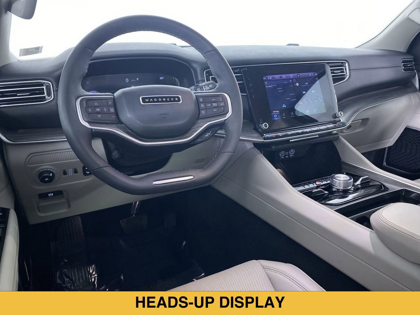 Used 2024 Jeep Wagoneer L Series III w/ Premium Group I AWD/4WD image 2