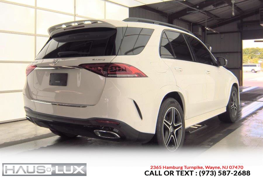 Used 2020 Mercedes-Benz GLE 350 4MATIC w/ AMG Line Exterior image 9