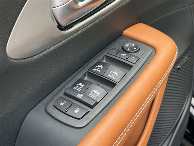 New 2026 Chrysler Pacifica Pinnacle image 22