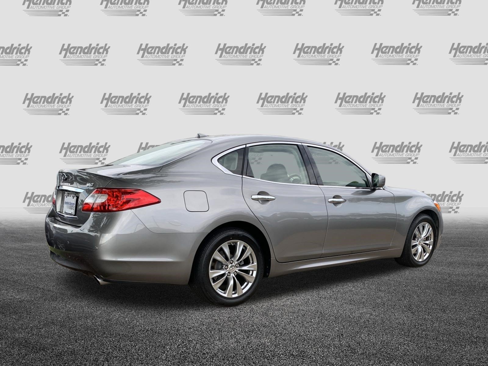 Used 2013 INFINITI M37 w/ Premium Pkg RWD image 10