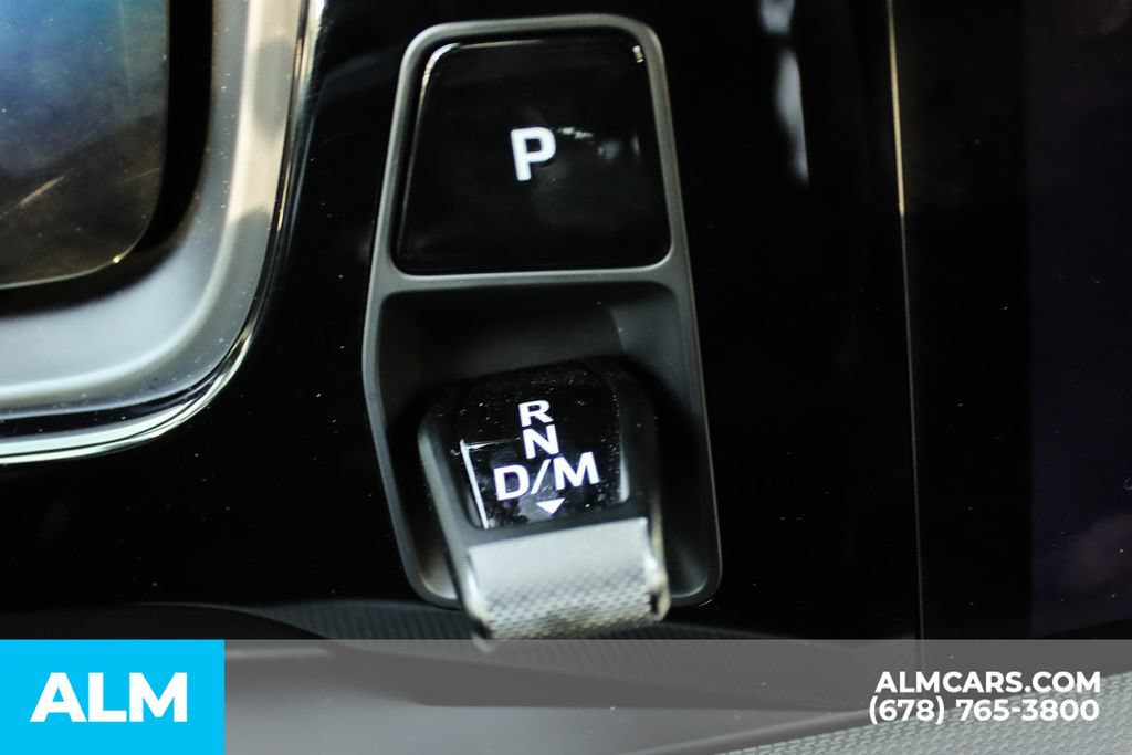 Used 2024 Porsche Cayenne AWD/4WD image 35