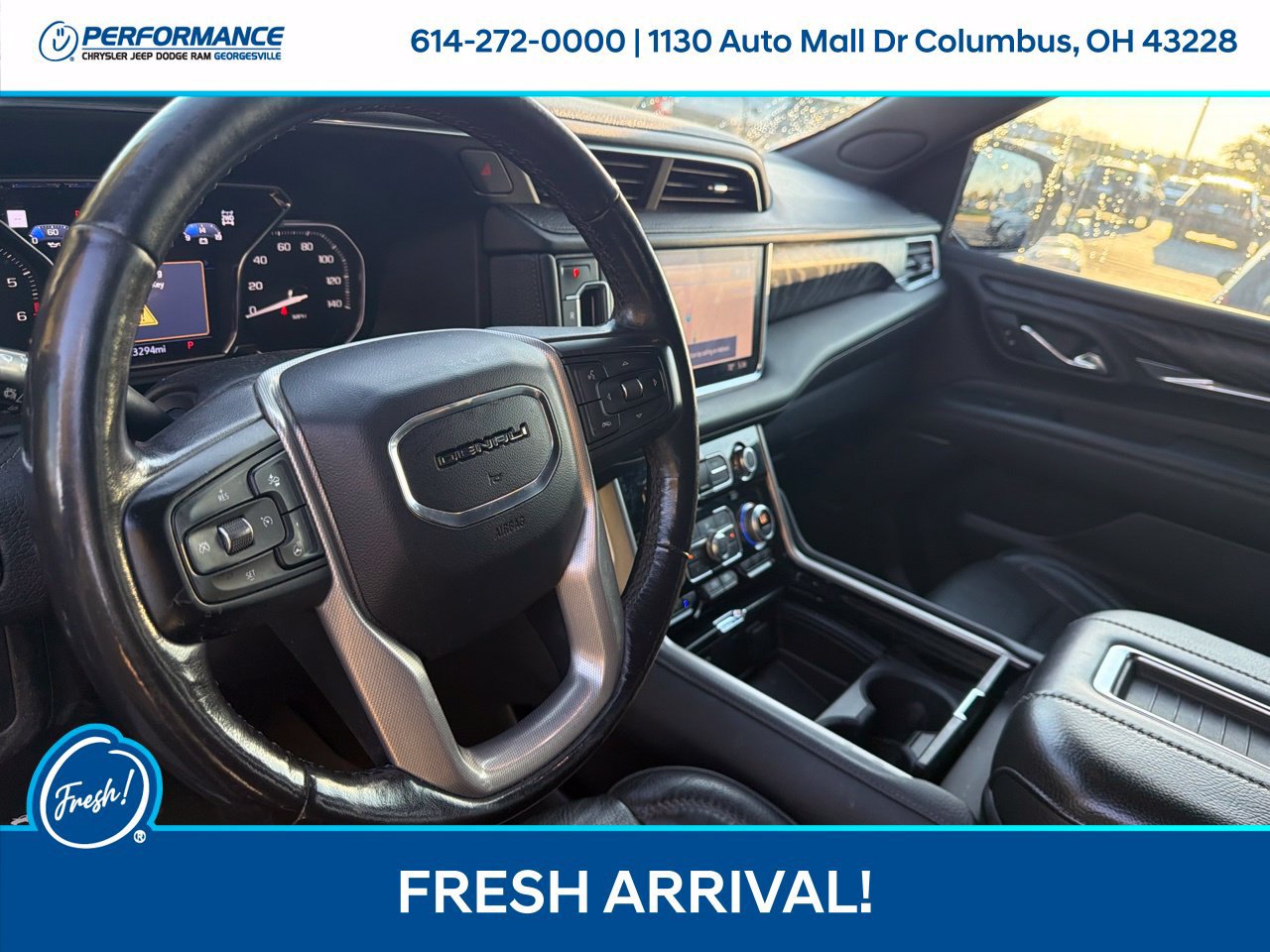 Used 2021 GMC Yukon Denali w/ Denali Premium Package AWD/4WD image 13