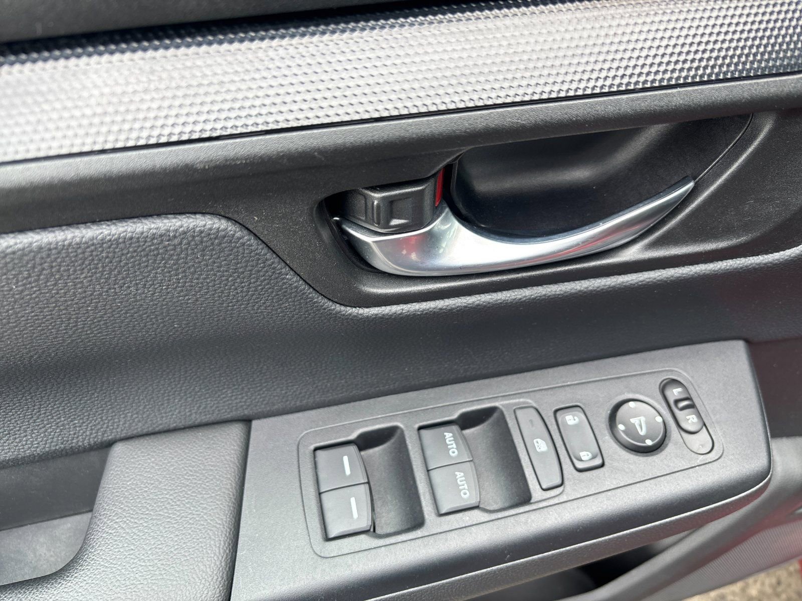 Used 2023 Honda CR-V Sport image 12