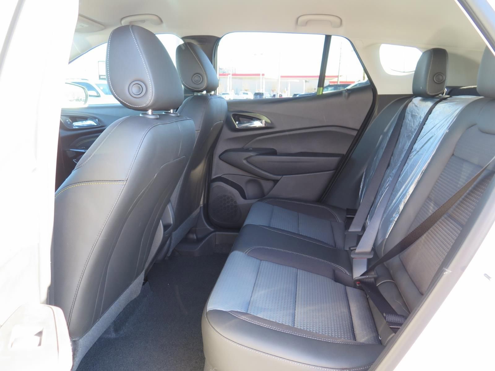 New 2026 Chevrolet Trax LT image 14