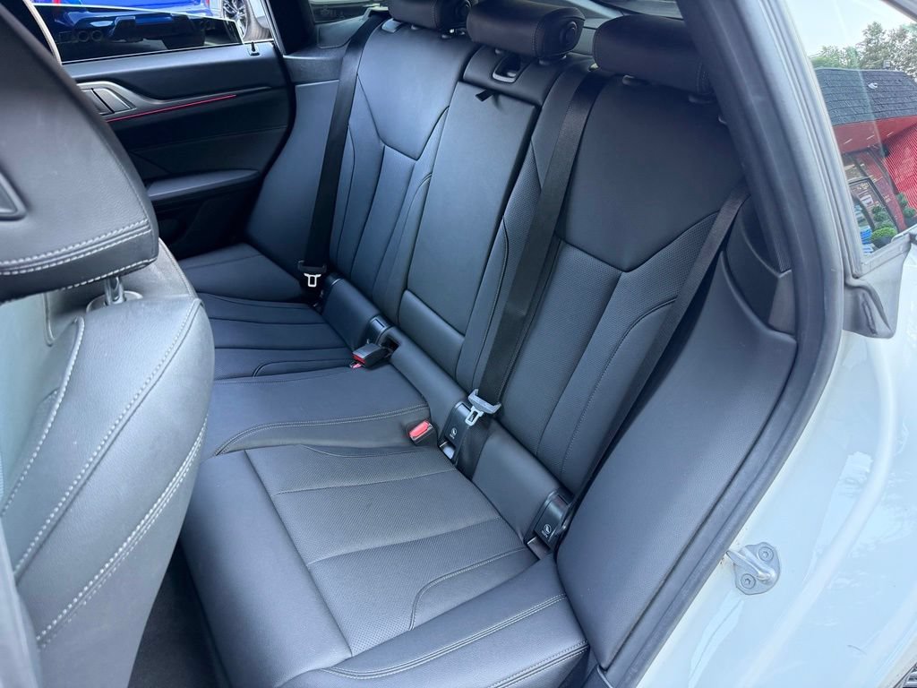 Used 2024 BMW i4 eDrive40 w/ Premium Package RWD image 32