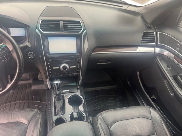 Used 2016 Ford Explorer Limited image 11