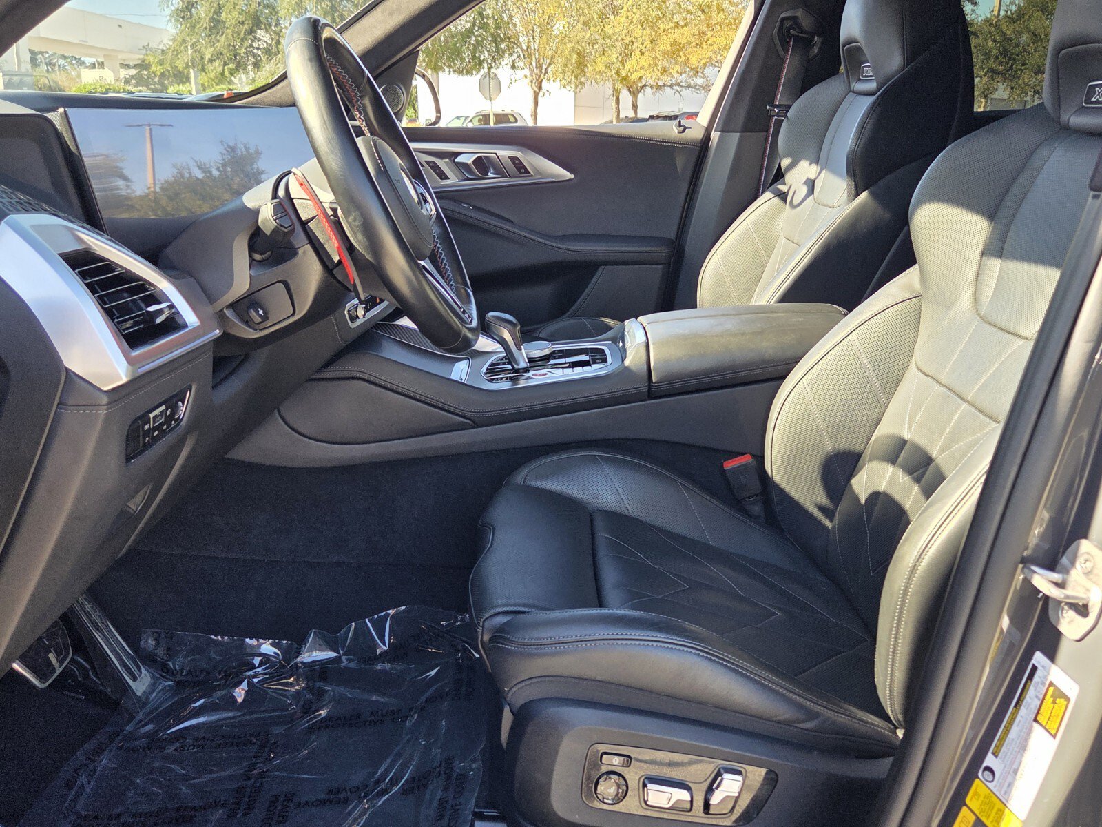 Used 2023 BMW XM w/ M Driver's Package AWD/4WD image 10