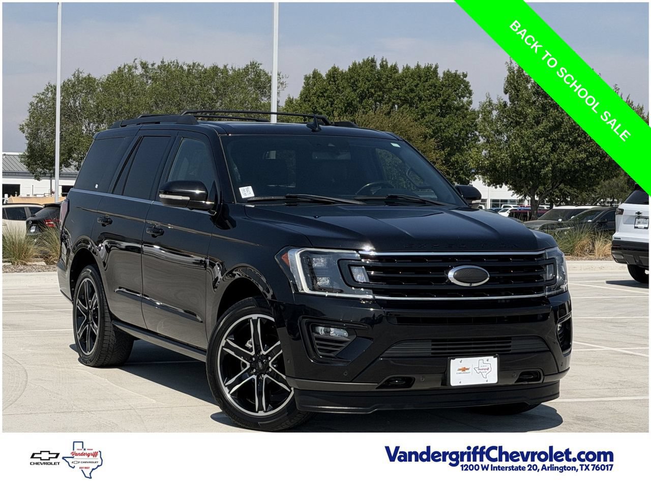 Used 2021 Ford Expedition Limited AWD/4WD image 2
