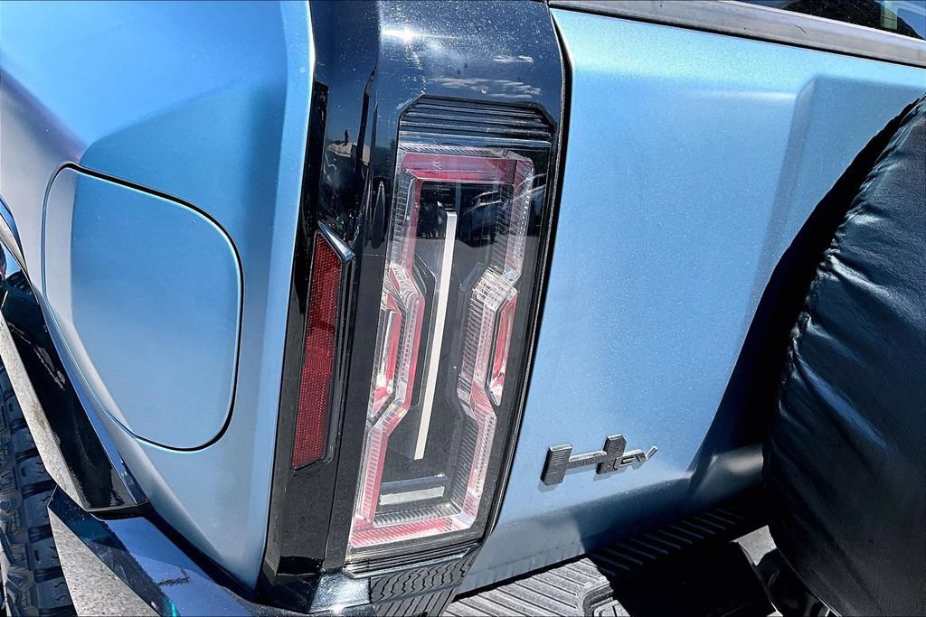 Used 2024 GMC Hummer EV 3X w/ Omega Edition AWD/4WD image 25