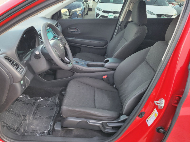 Used 2017 Honda HR-V LX image 12