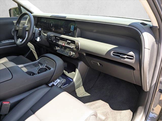 Used 2026 Hyundai Palisade SEL FWD image 24