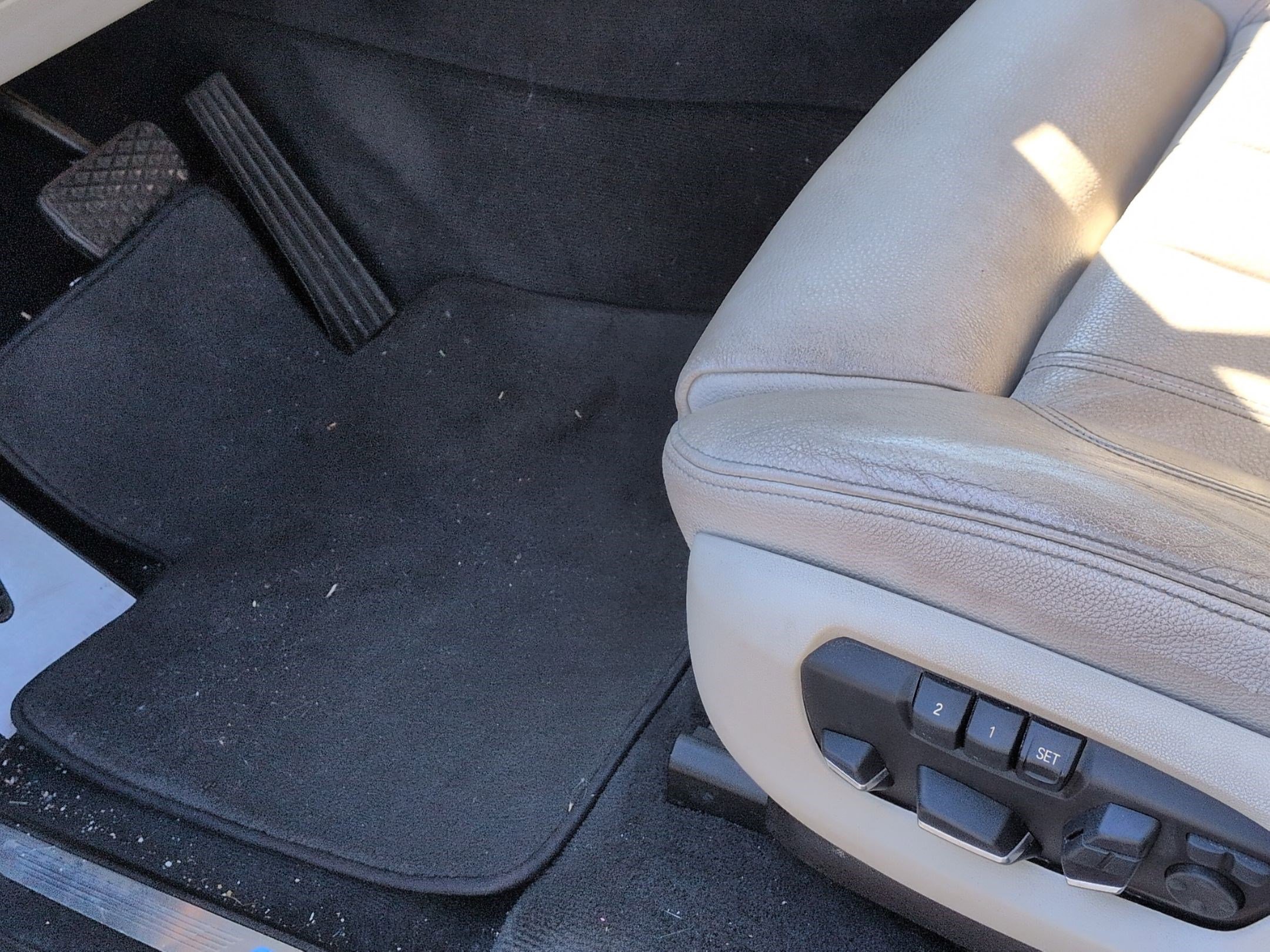 Used 2015 BMW X5 xDrive35d image 17