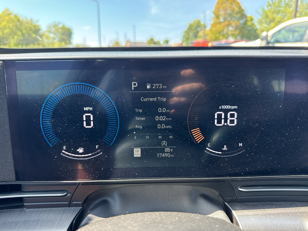 Used 2024 Hyundai Kona SE AWD/4WD image 12
