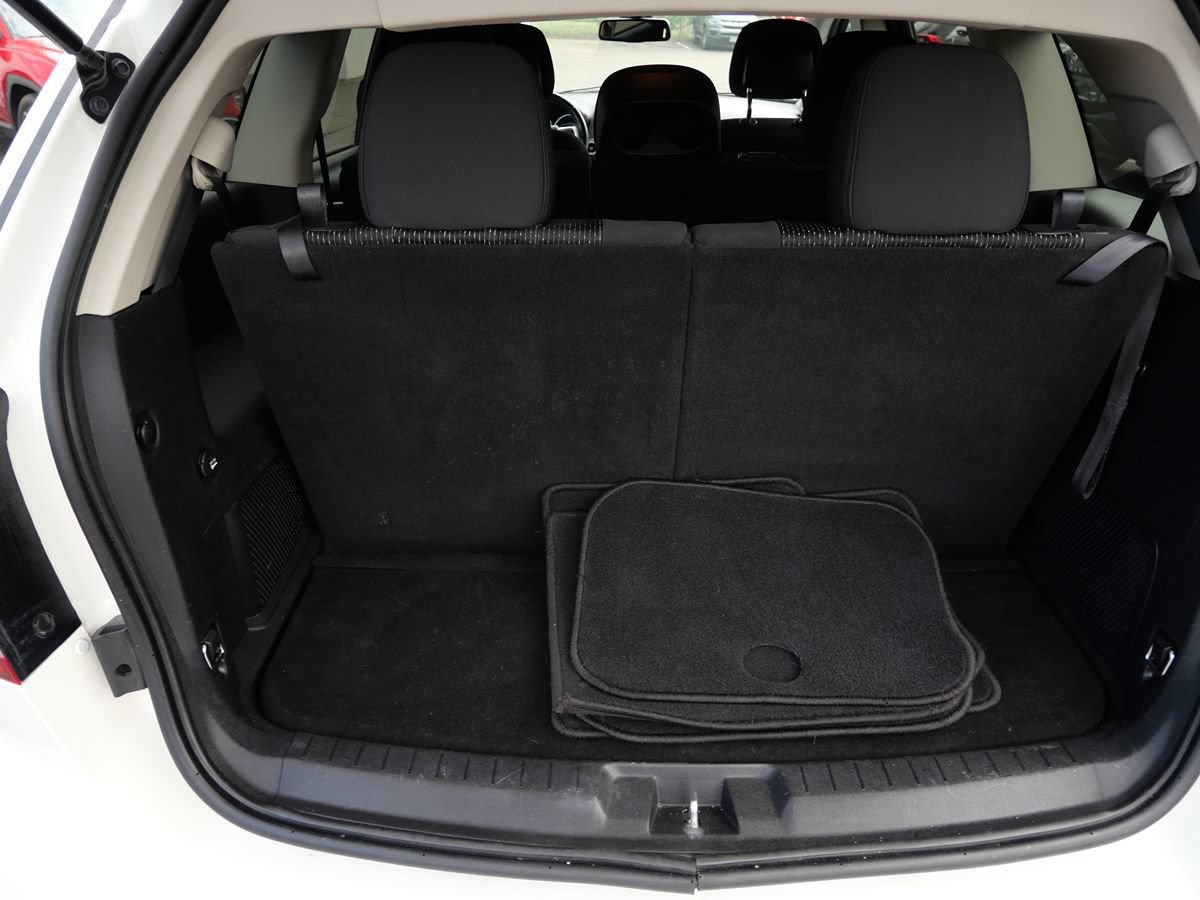 Used 2019 Dodge Journey SE w/ Connectivity Group FWD image 21