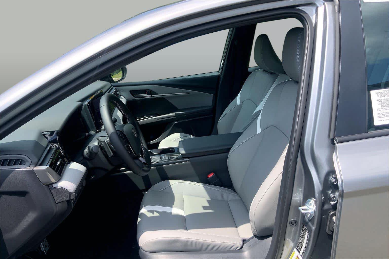 New 2026 Toyota Camry SE w/ Convenience Package AWD/4WD image 9