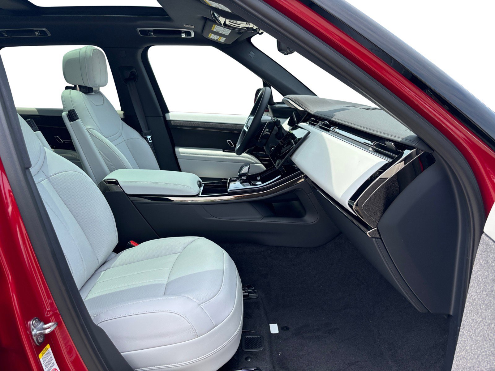 New 2025 Land Rover Range Rover Sport SE image 20