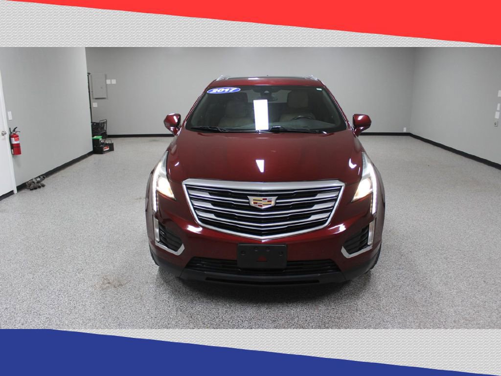 Used 2017 Cadillac XT5 Luxury w/ Driver Awareness Package image 8