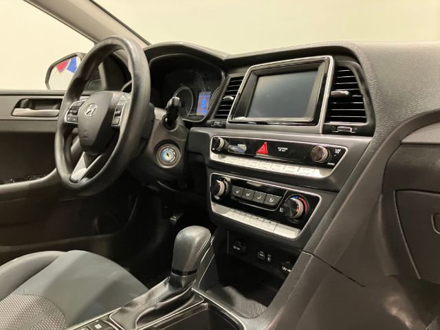Used 2018 Hyundai Sonata SE image 30