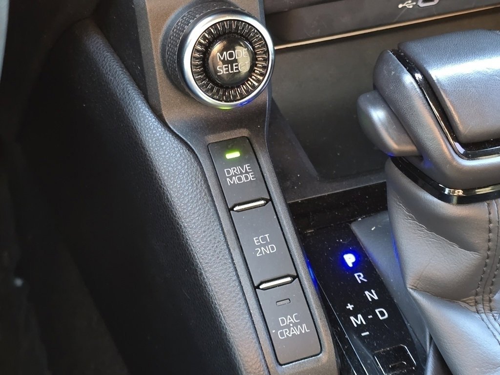 Used 2025 Toyota Land Cruiser 1958 image 13