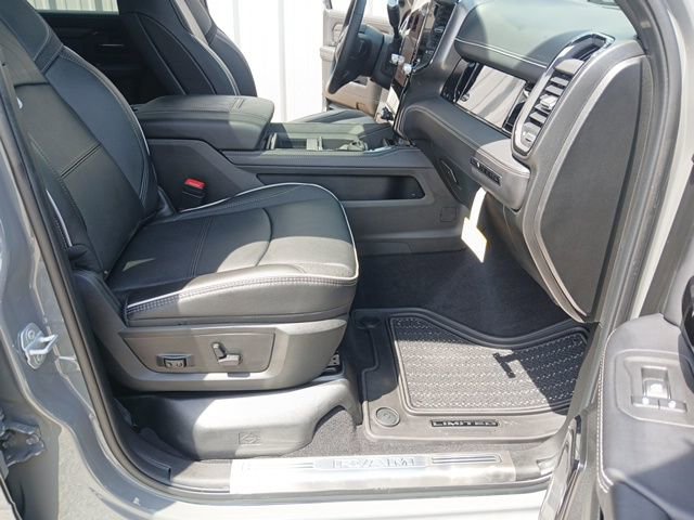 New 2026 RAM 3500 Limited image 40