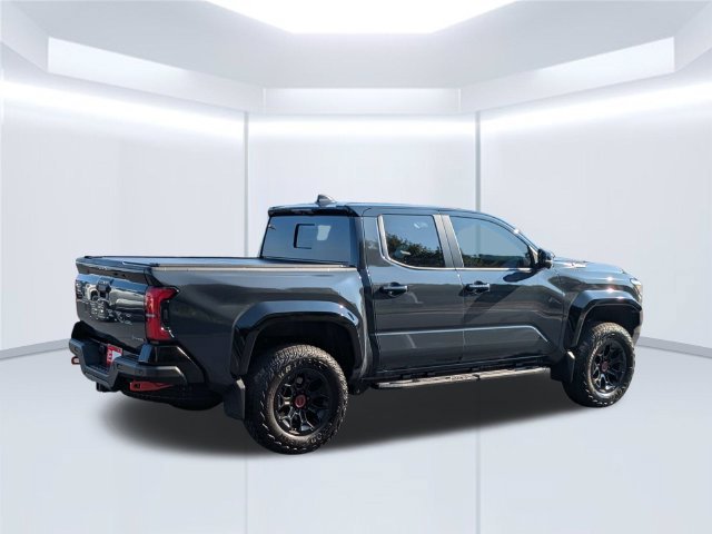 Certified 2025 Toyota Tacoma TRD Pro AWD/4WD image 5