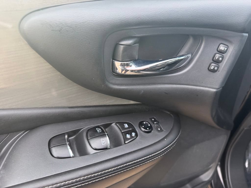 Used 2018 Nissan Murano SL AWD/4WD image 13